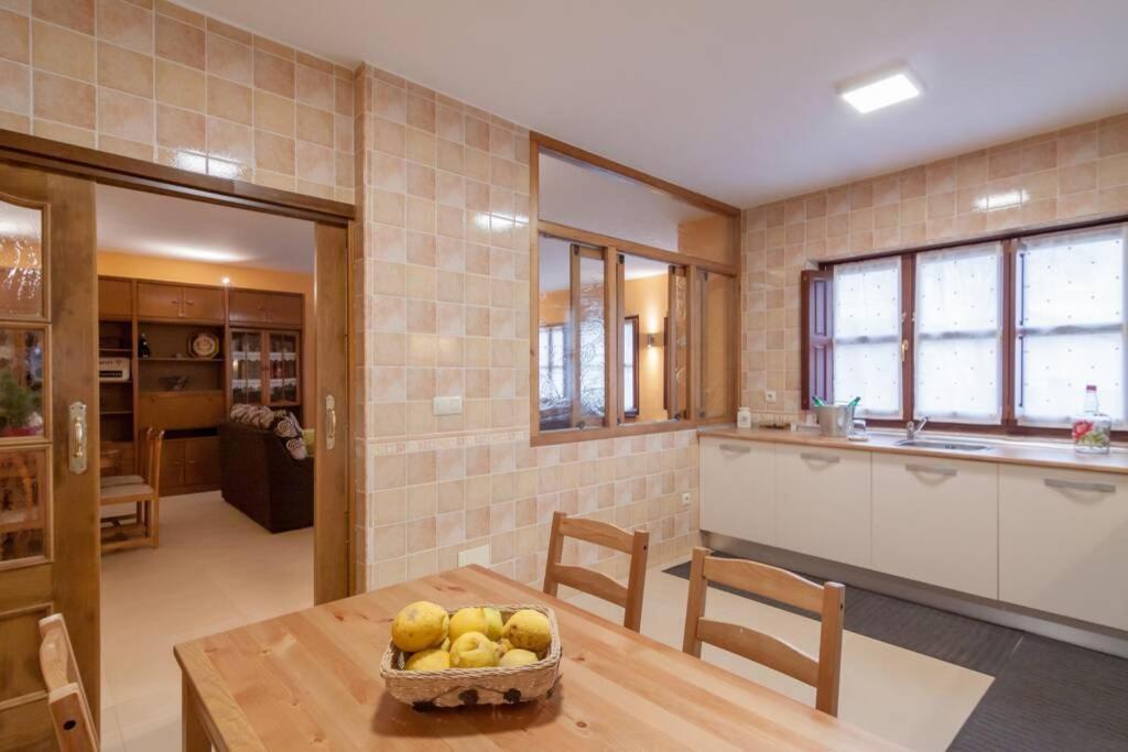 La Casona De La Bisa Villa Colombres Exteriör bild